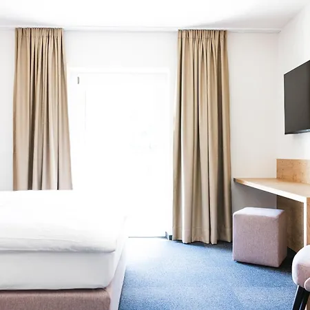 Decker Гостевой дом