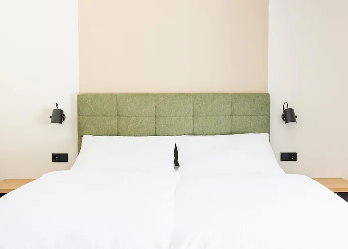 Decker Гостевой дом